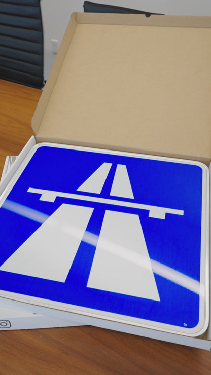 Deutsches Autobahn-Einfahrtsschild